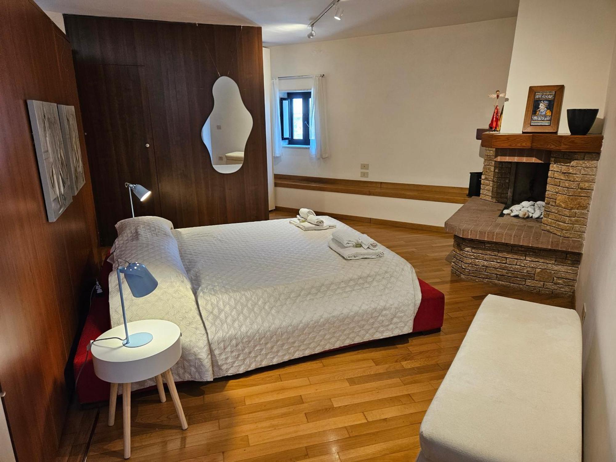 Ciaobari Apartment - Elegant 4 Bedrooms In The Heart Of Old Town Kültér fotó